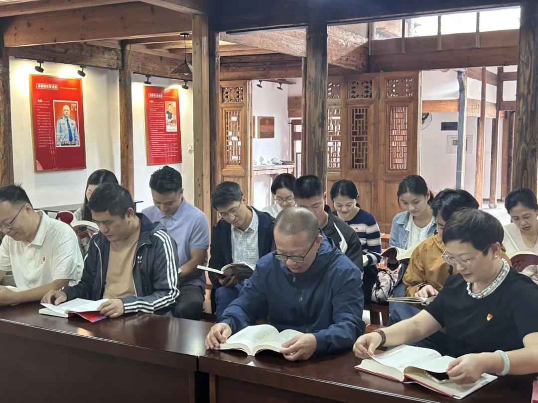 【党的建设】18av
下属企业福宁公司开展“学先进、强担当、践初心”主题党日活动