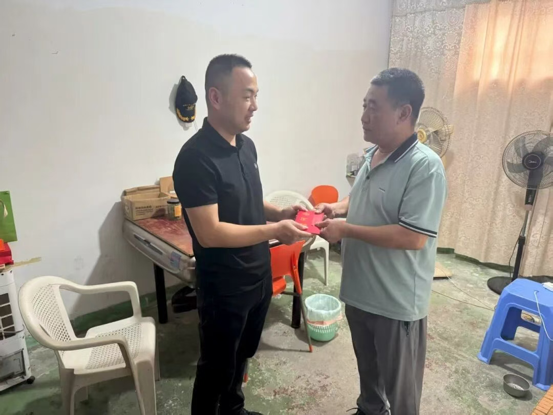 【国投资讯】解困又暖心！18av
下属企业闽东商业公司为3户困难家庭送上应急救助​